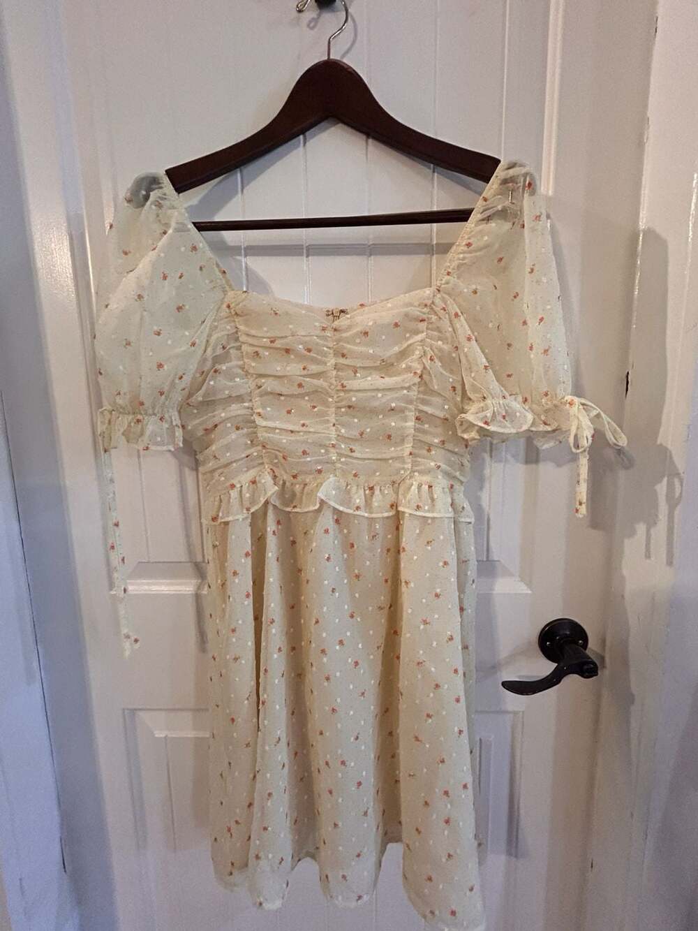 Storia Floral Ruched Puff Sleeve Mini Dress